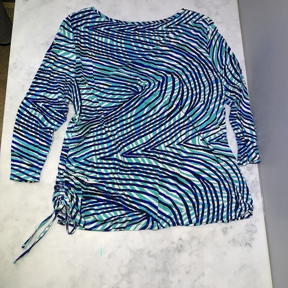 Ruby Rd. Top - Picture 2 of 7